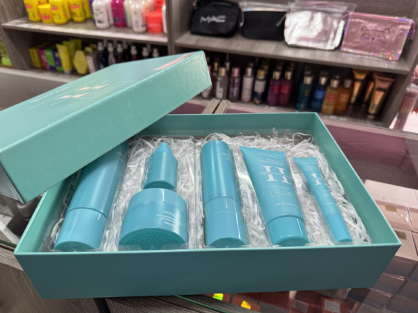 BIOAQUA Kit de ácido hialurónico. Relleno de arrugas y reparación de la barrera cutánea mediante hidratación multicapa